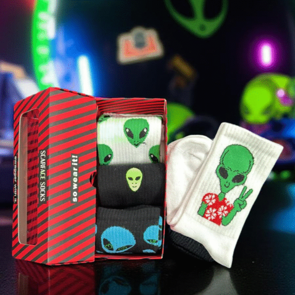 خارج نطاق الجوارب